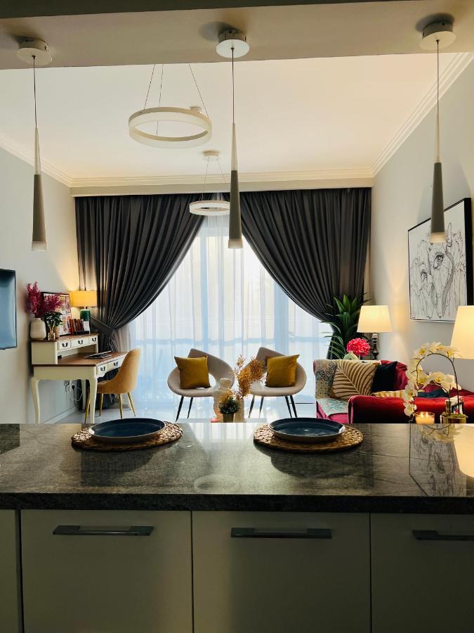 Апартаменты Amazing Park View! Jvc /New 1Br Дубай Экстерьер фото